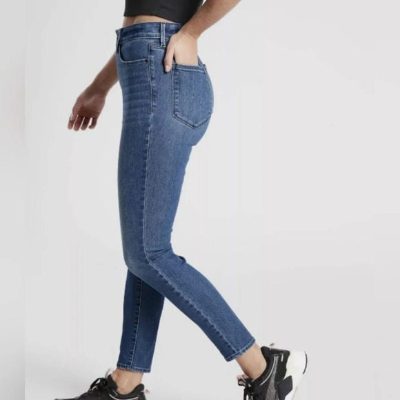 Athleta EUC sculptek high rise skinny jeans in medium wash size 8 - Picture 2 of 7